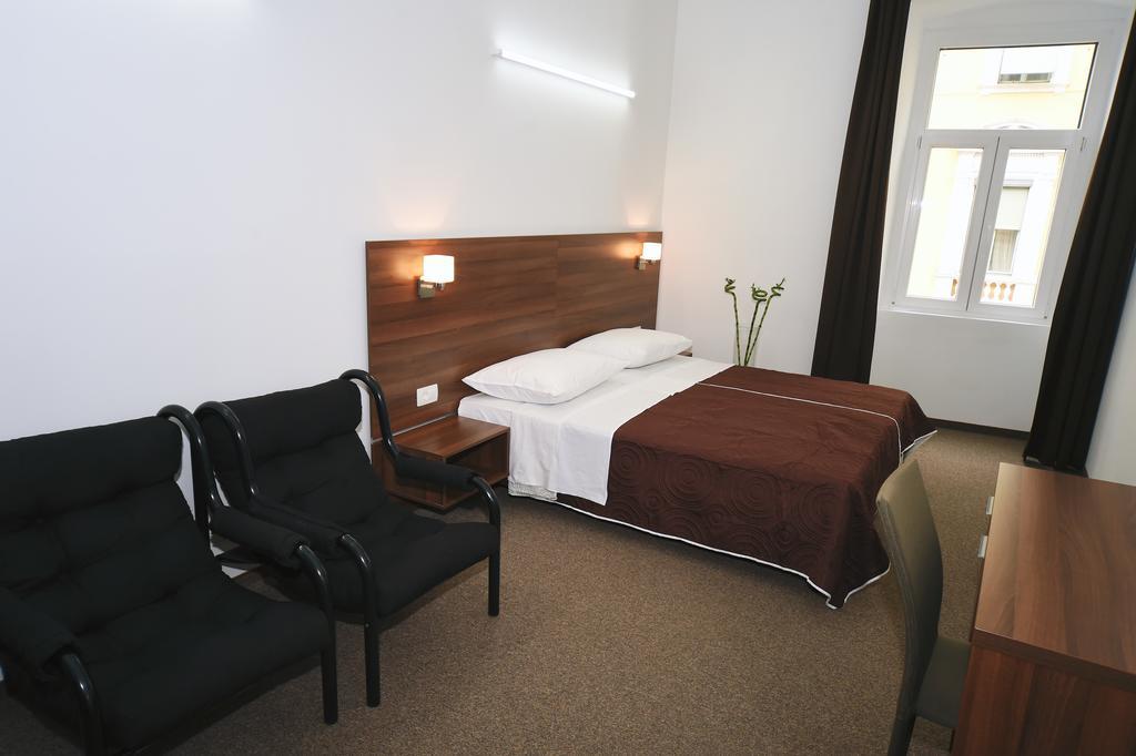 Riva Rooms Rijeka Pokój zdjęcie